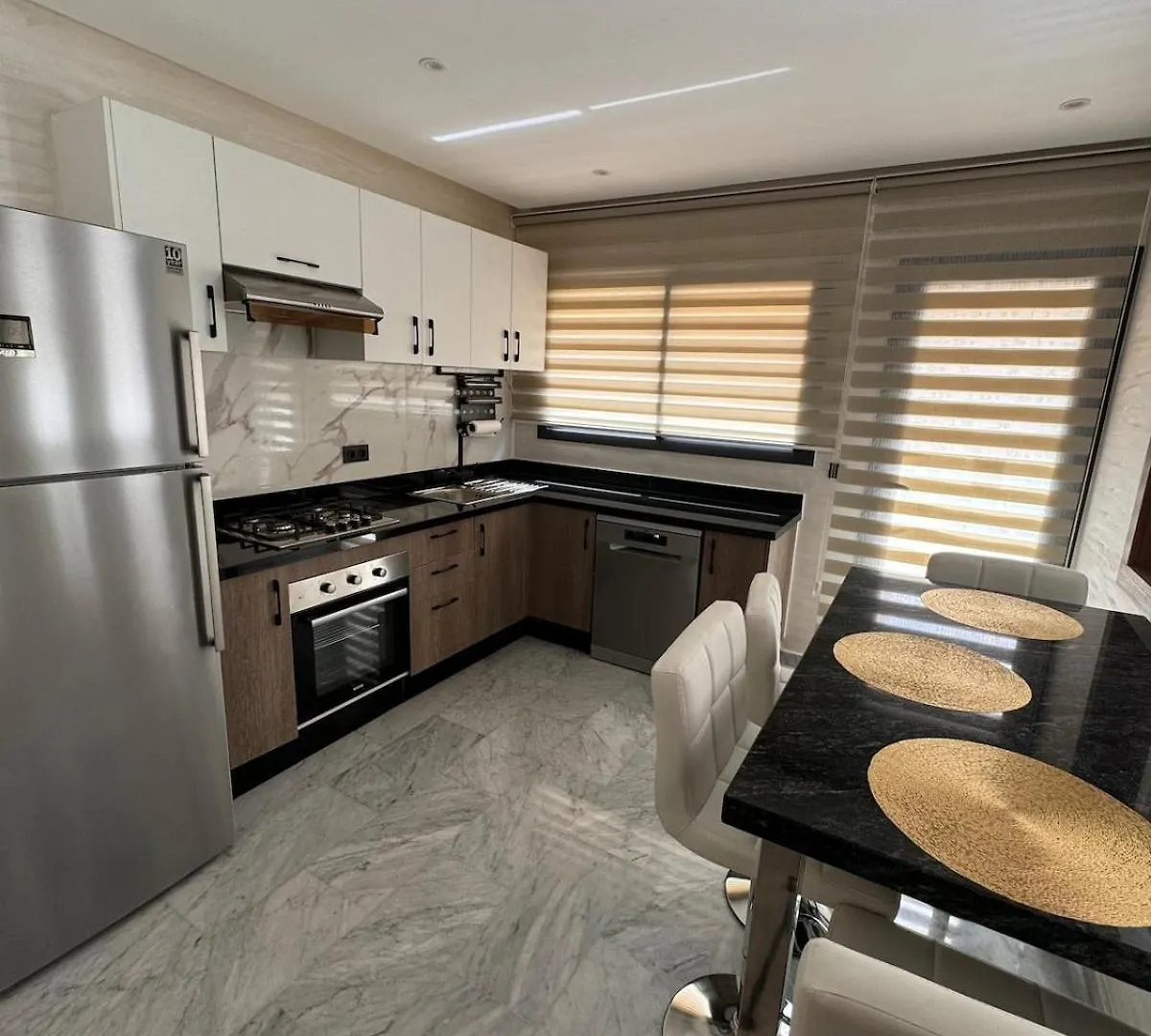 Duplex Palmeraie Piscine 마라케시 아파트